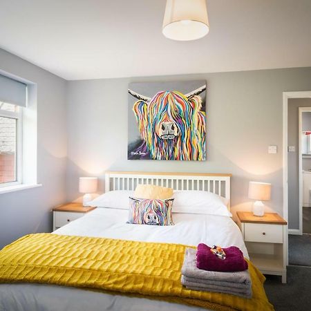 Hunters Lodge Exeter, Free Parking, Country Views, Great Wi-Fi, Large Garden Poltimore Esterno foto