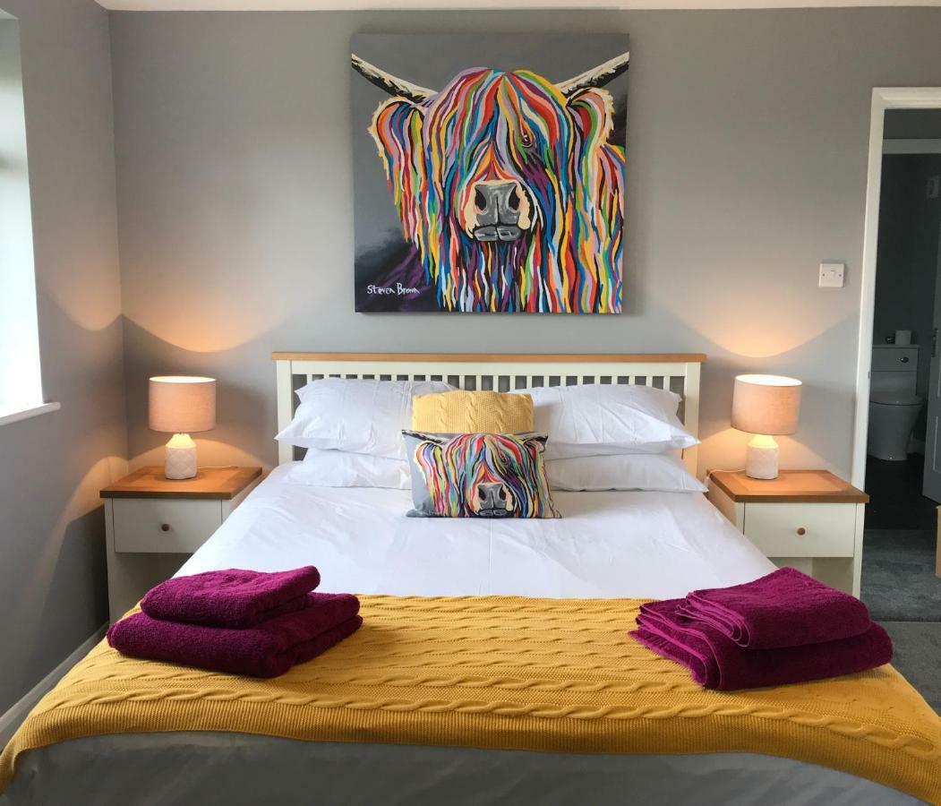 Hunters Lodge Exeter, Free Parking, Country Views, Great Wi-Fi, Large Garden Poltimore Esterno foto